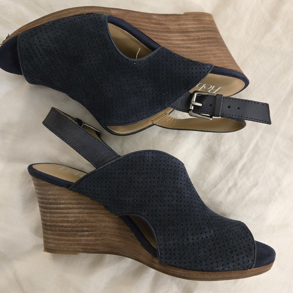 Reba ANNY Navy Wedge Sandals SZ 7